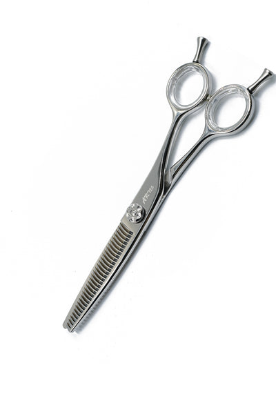 抜けが良く理想の質感に M782C セニングシザー